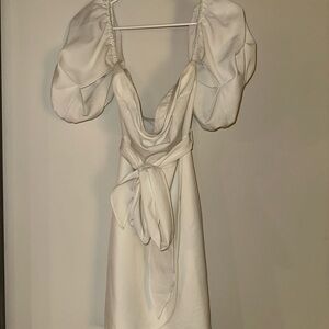 Elegant White Puff Sleeve Dress